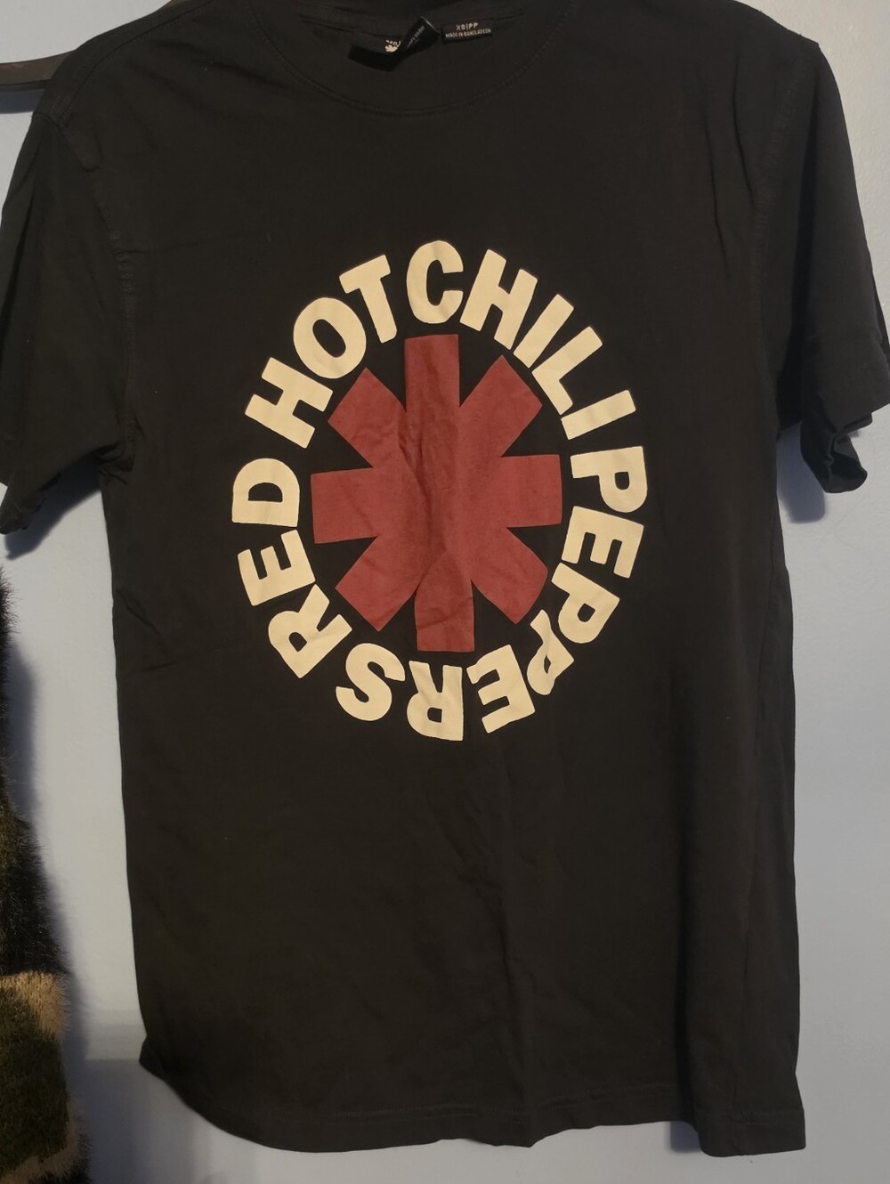 Red Hot Chili Peppers Graphic Tee - Black Size XS